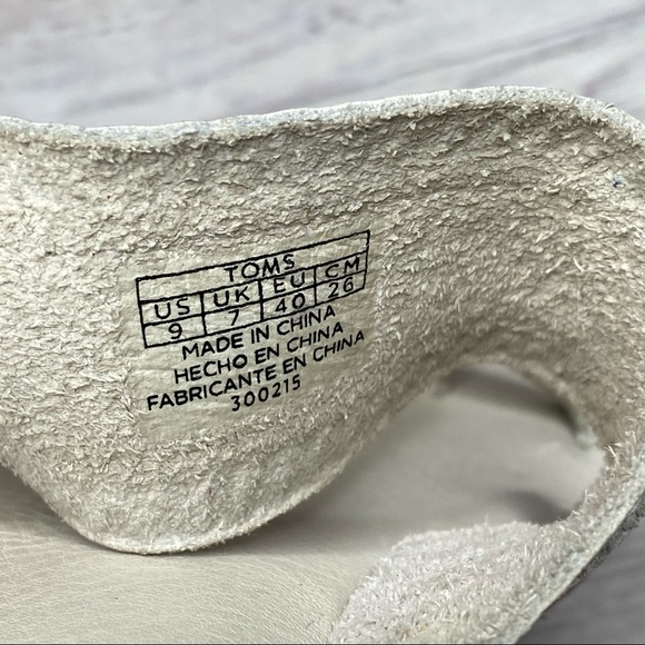 TOMS Leather Sandals - Picture 5 of 6